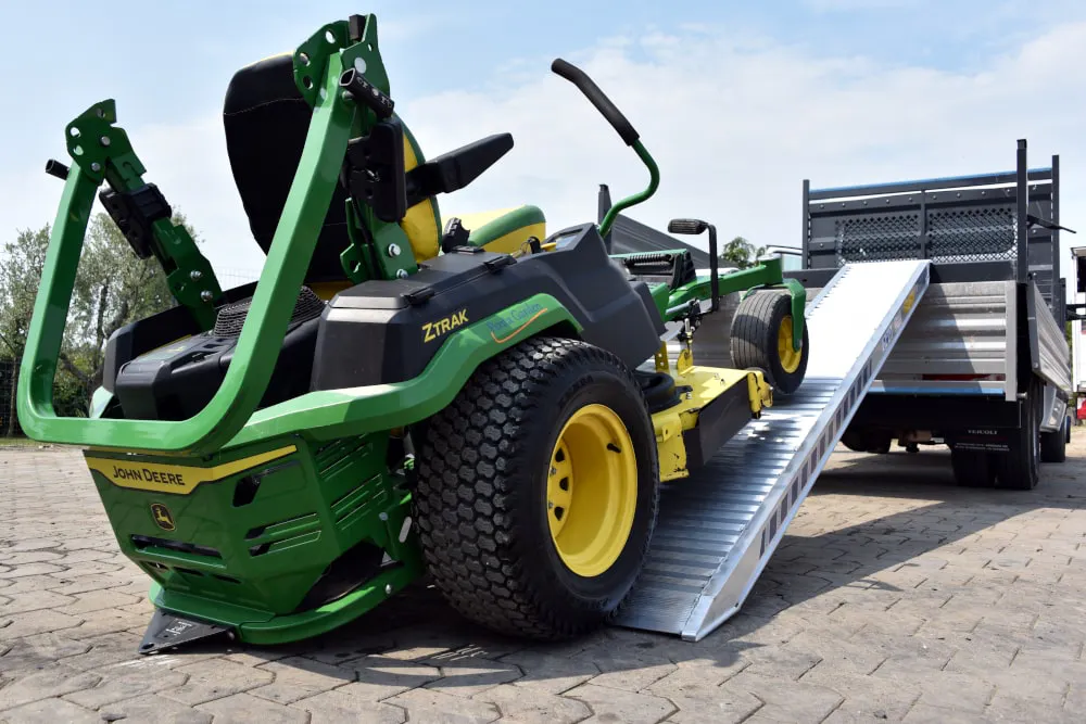 h75-DIMA-alluminium-ramp-milan-italy-02