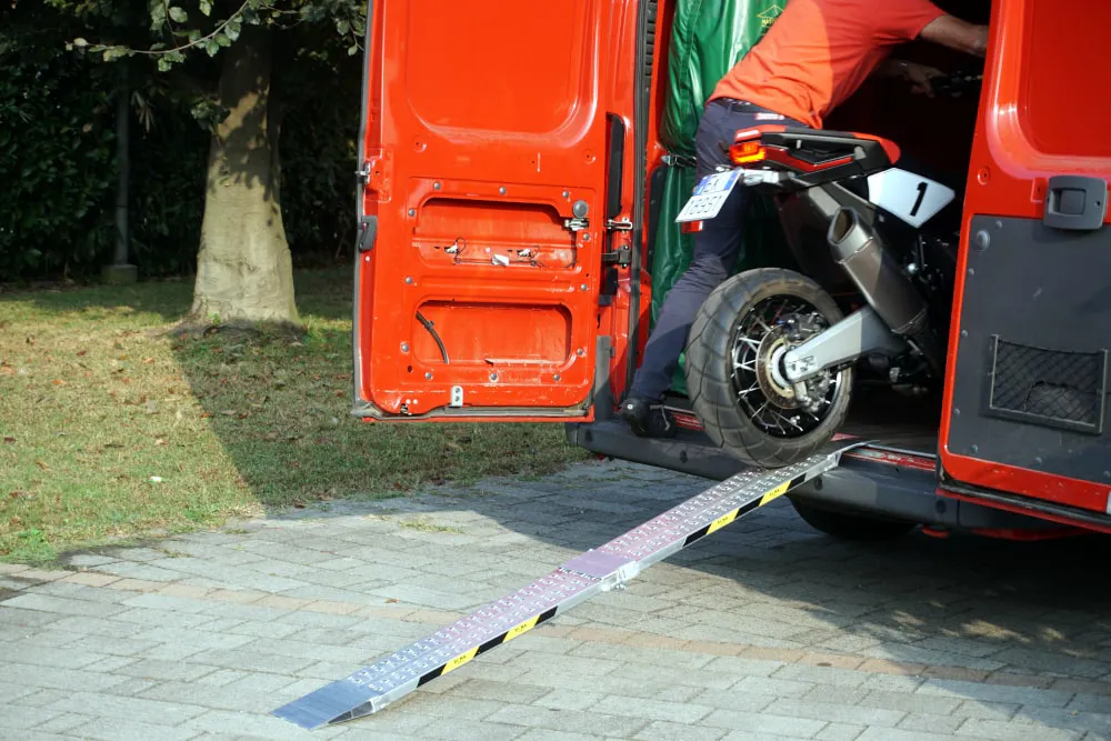 sr-DIMA-alluminium-ramp-milan-italy-03